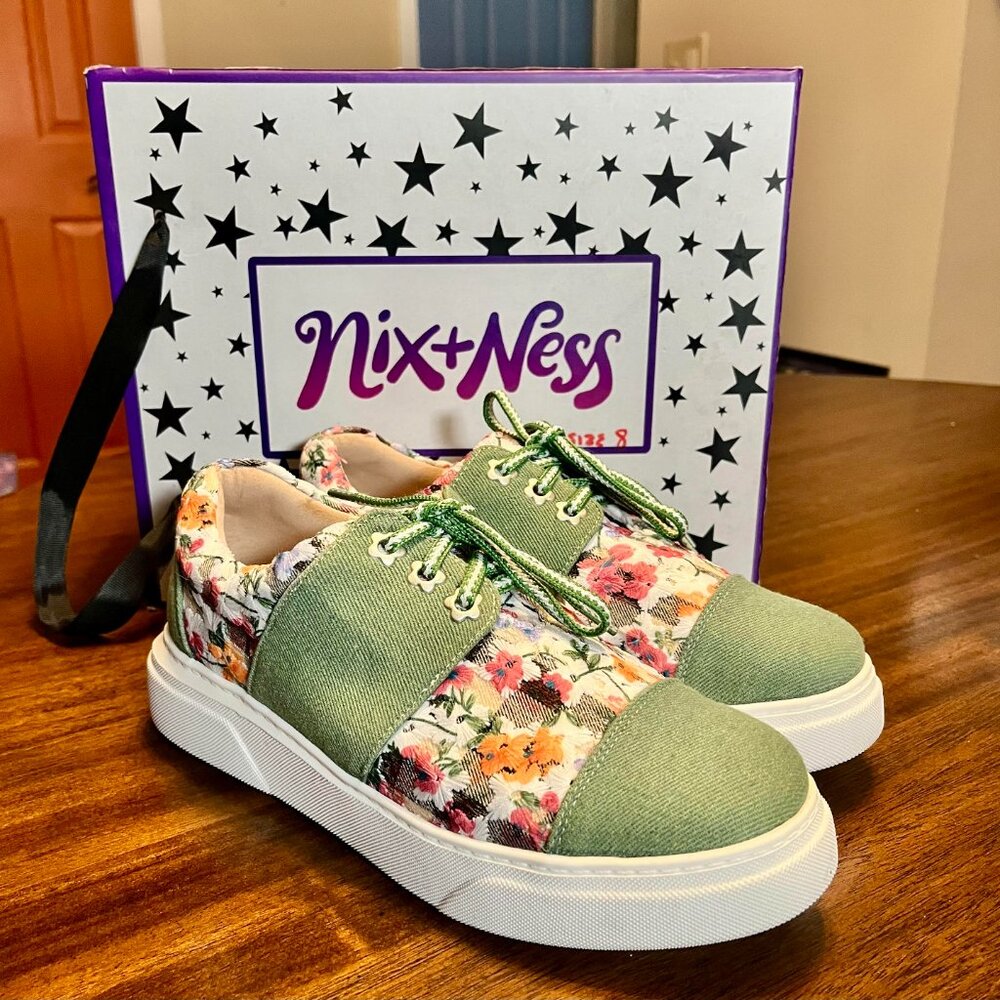 NEW "The Grass Is Greenest" Sneakers Green & Floral Design Nix + Ness Size 6.5